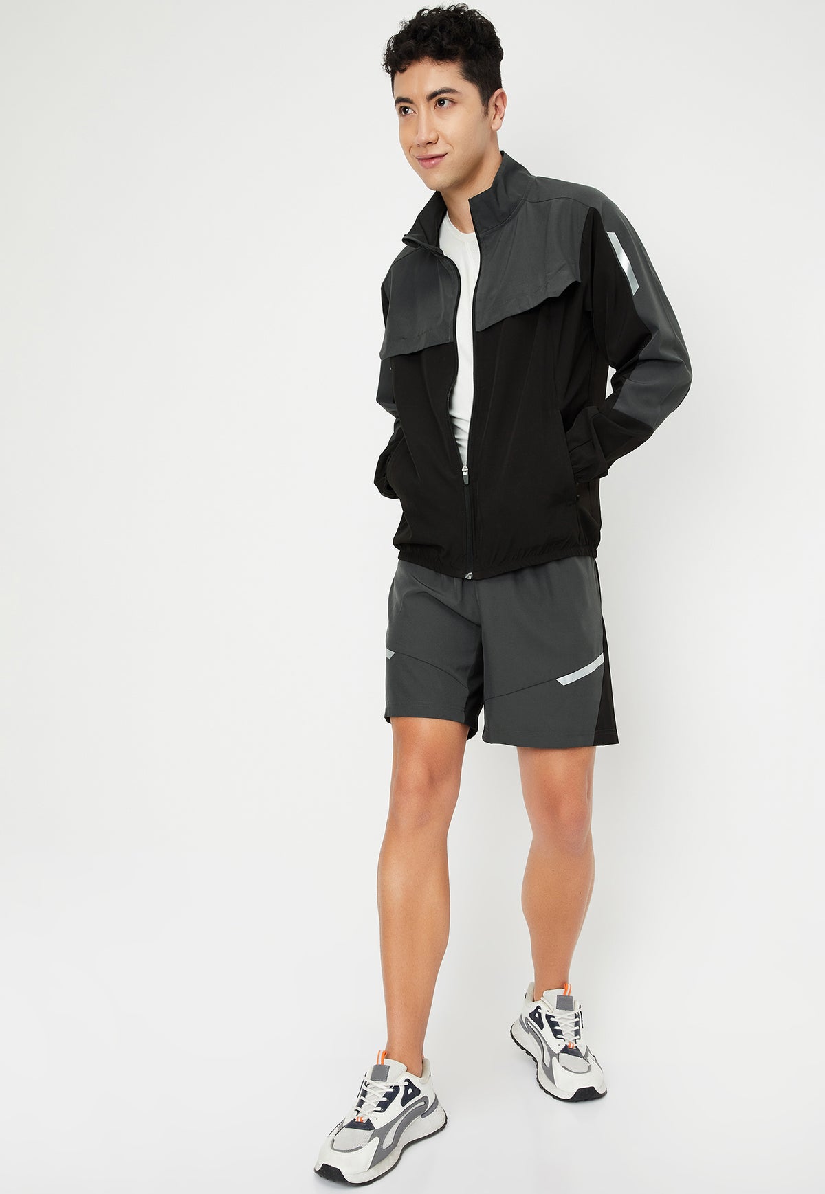 Ayke Men Colourblock Lightweight Active Jacket – Black – view 4